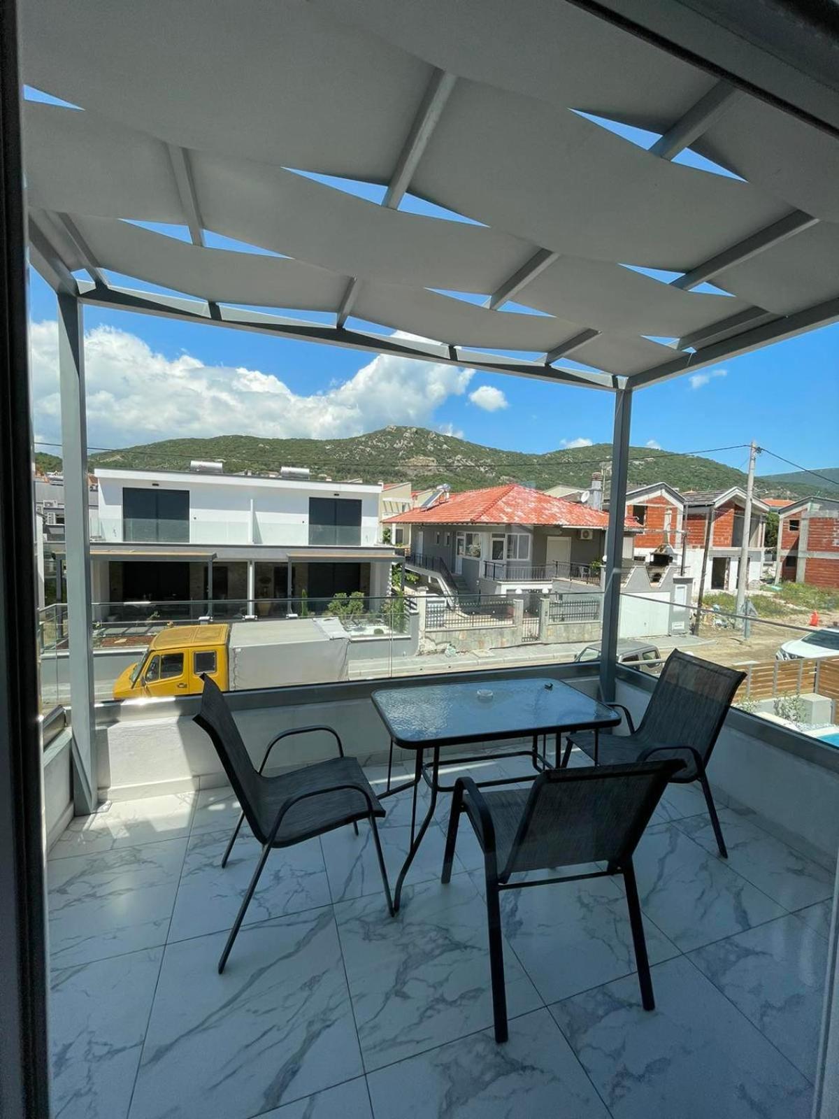 Chara'S House Apartment Kavala Exterior photo