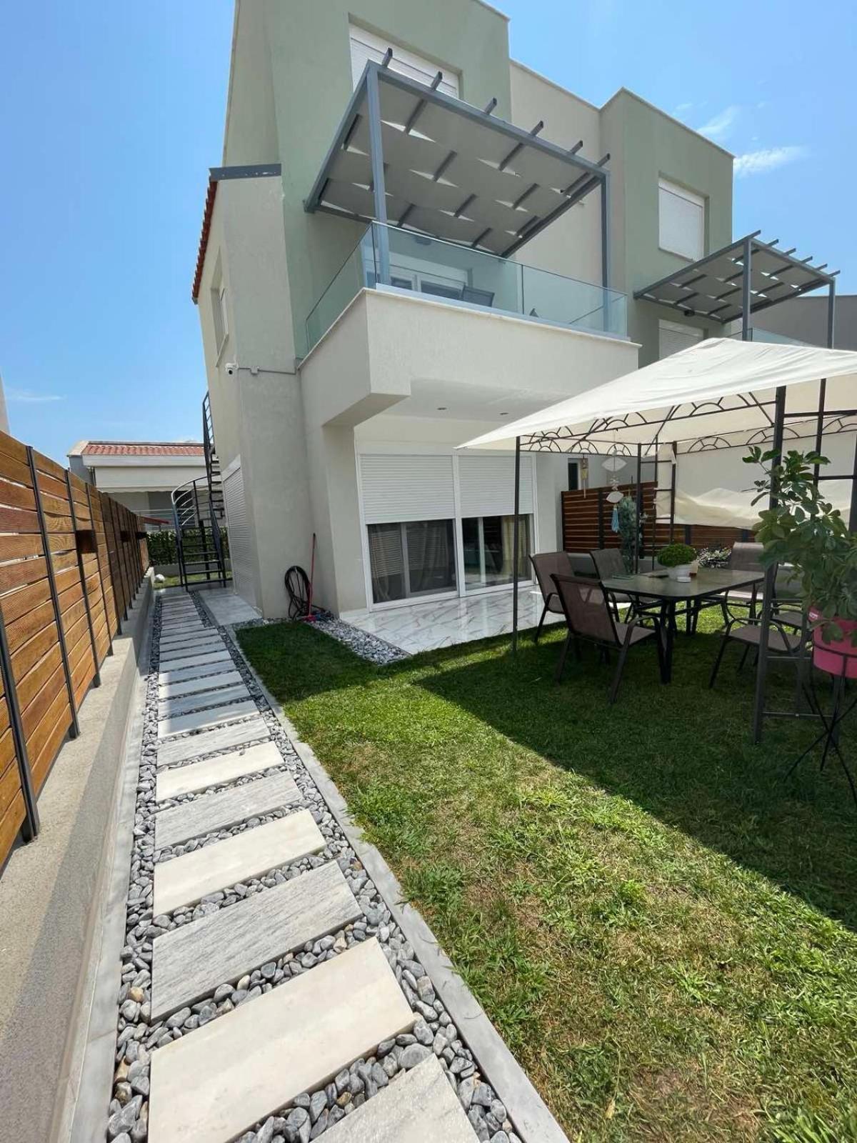 Chara'S House Apartment Kavala Exterior photo